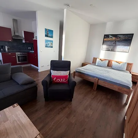 Yachthafendomizil 2 * 格赖夫斯瓦尔德