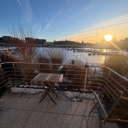 Yachthafendomizil 2 公寓 *